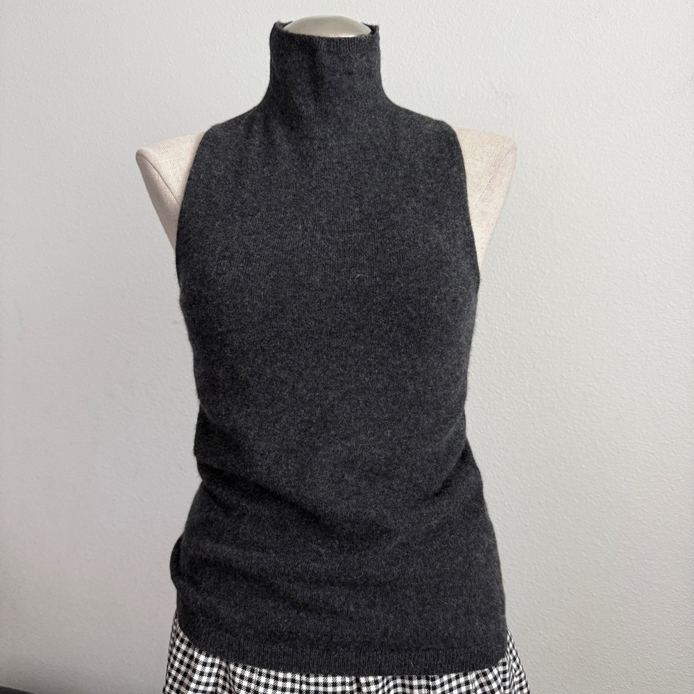 Naadam 100% Cashmere Sleeveless Turtleneck Bundle Gray and Black Tops Size S